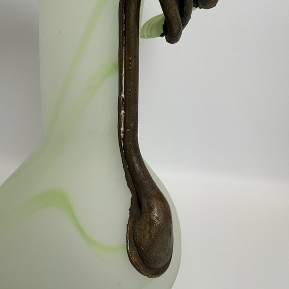 RARE Lime Green White Swirl Frosted Glass Art Vase Unique 3D Art Noveau 8.5” T - Picture 9 of 14